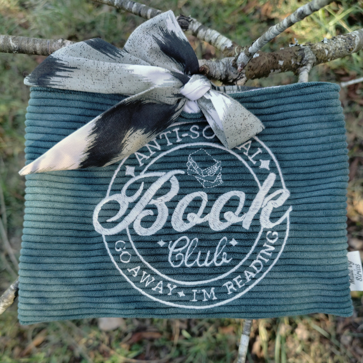 Pochette a livre de Poche "Anti Social Book Club"
