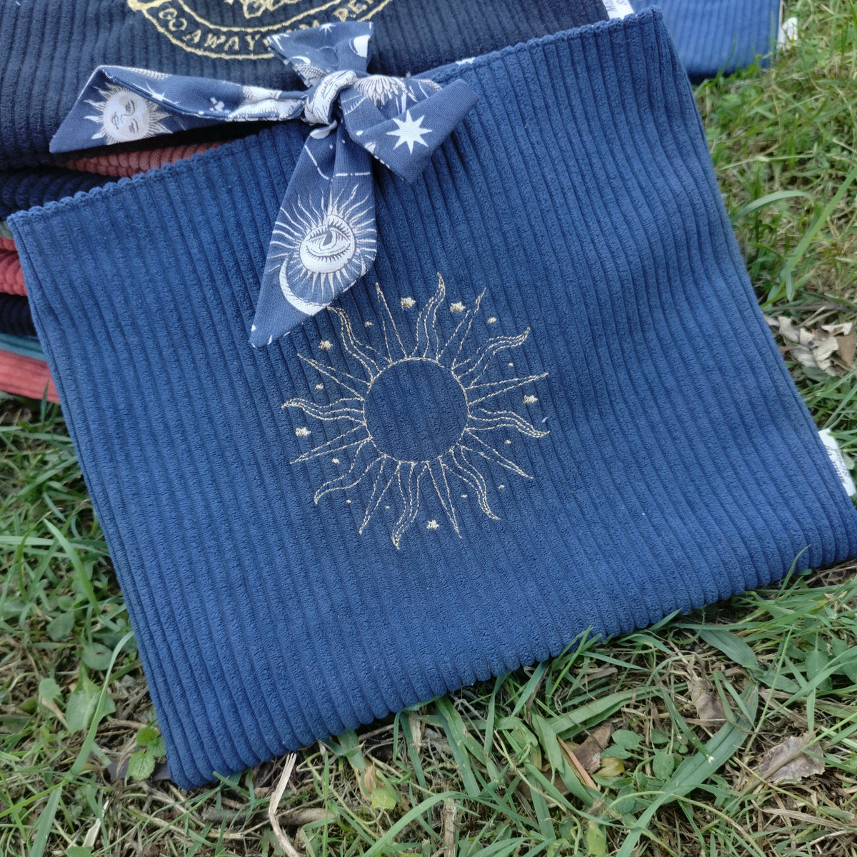Pochette a livre Broché "Astrologie"