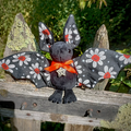 Peluche chauve souris Citrouille fleurie