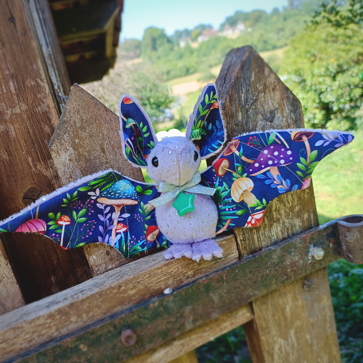 Peluche chauve souris Forêt de Champignons