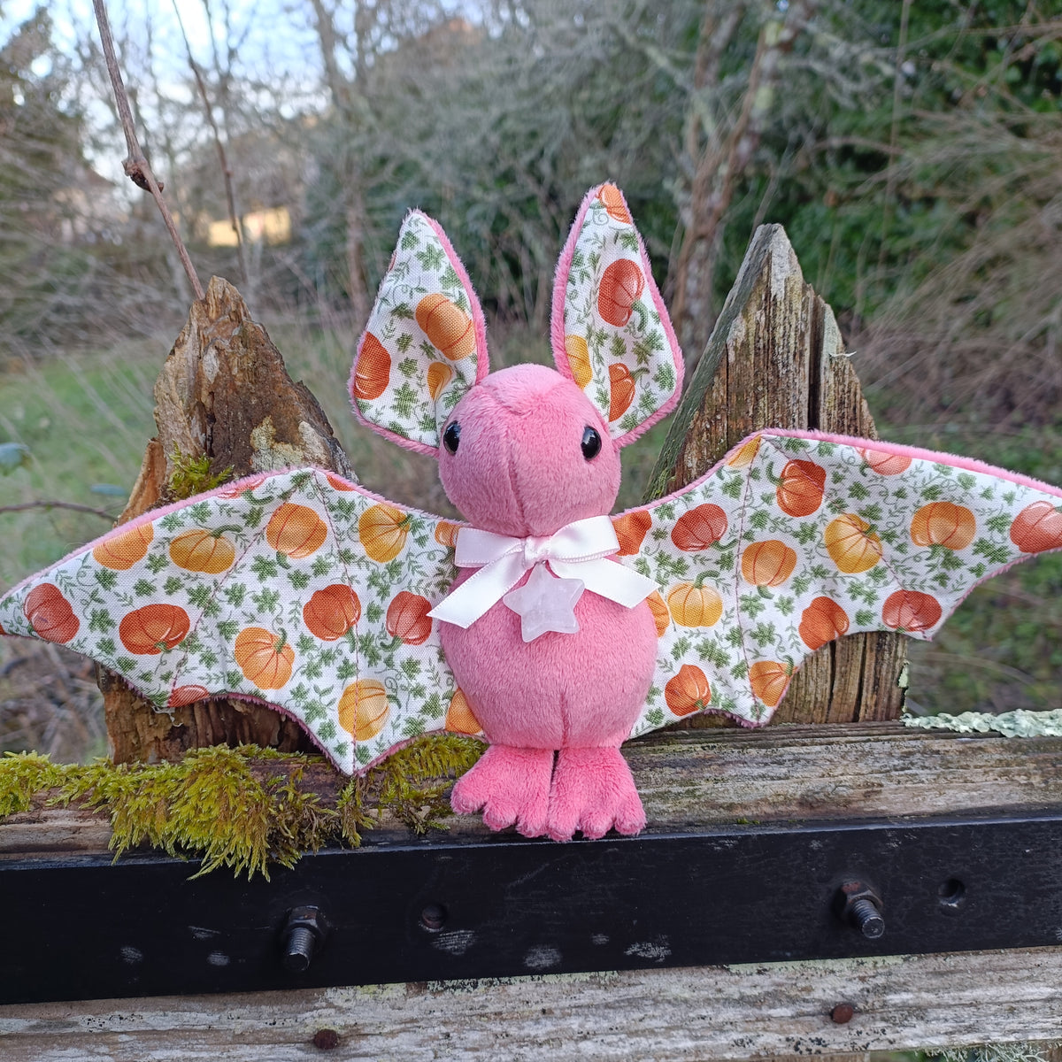 Peluche chauve souris Citrouille rose