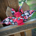 Peluche chauve souris Fleurs japonaise bordeaux
