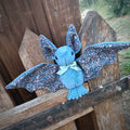 Peluche chauve souris Jeans Liberty