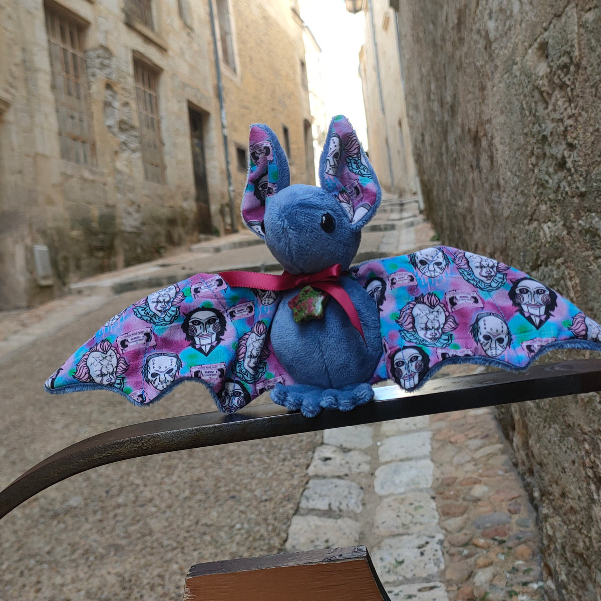 Peluche chauve souris Film d'horreur